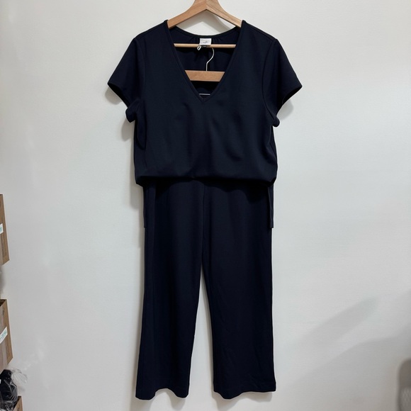 Cabi Relaxed Fit Genius Jumpsuit 6579 - Picture 2 of 14
